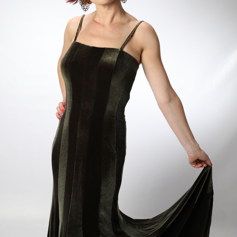 RIMNI olive green velvet cocktail dress size  2